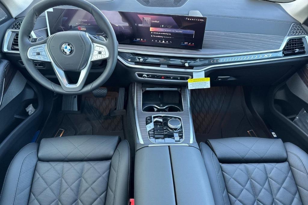 new 2026 BMW X7 car, priced at $92,540