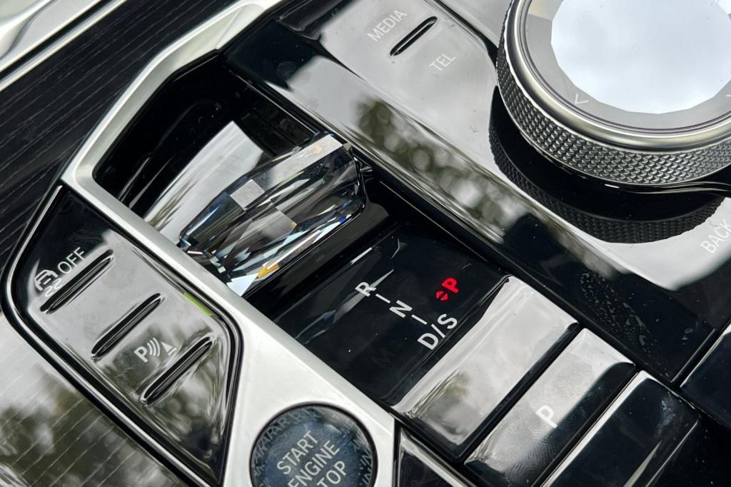 new 2026 BMW X7 car, priced at $106,710