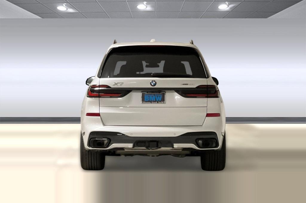 new 2026 BMW X7 car, priced at $106,710