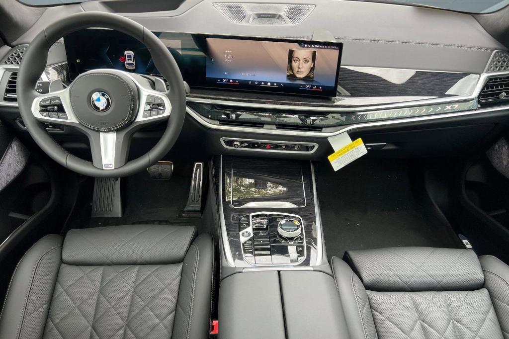 new 2026 BMW X7 car, priced at $106,710