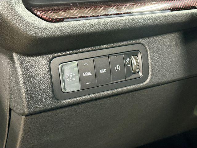 new 2026 Chevrolet Traverse car, priced at $51,019