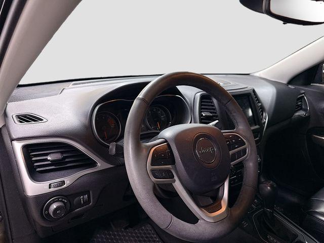 used 2022 Jeep Cherokee car, priced at $23,308