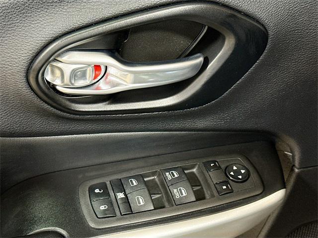 used 2022 Jeep Cherokee car, priced at $21,850