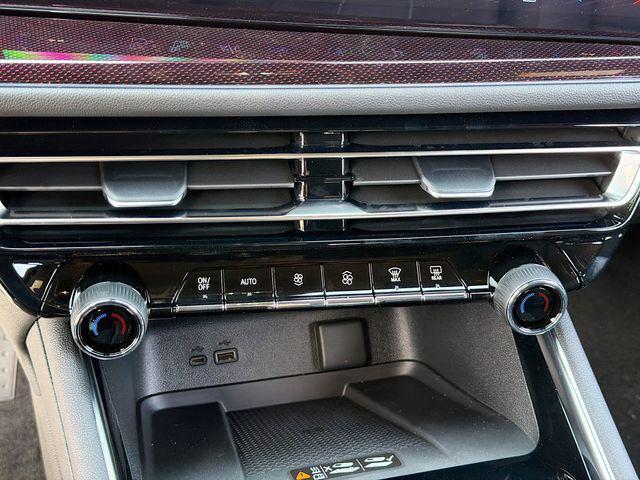 new 2026 Chevrolet Traverse car, priced at $59,193