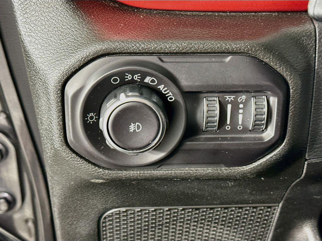 used 2018 Jeep Wrangler Unlimited car, priced at $27,899