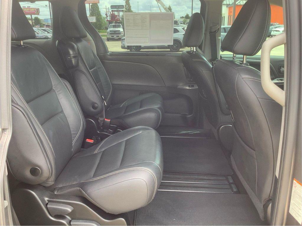 used 2018 Toyota Sienna car, priced at $24,766