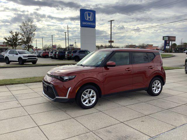 used 2024 Kia Soul car, priced at $17,366