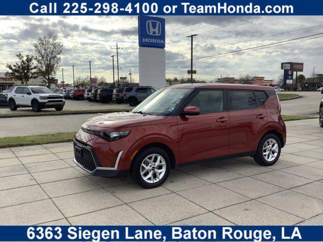 used 2024 Kia Soul car, priced at $17,366