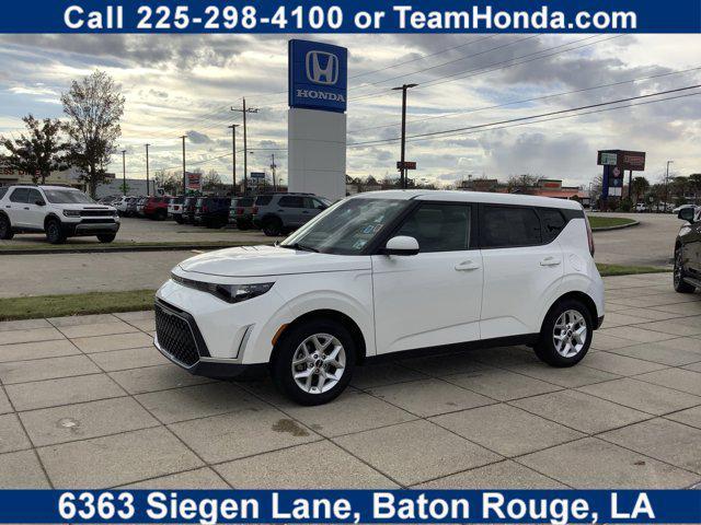 used 2024 Kia Soul car, priced at $17,366
