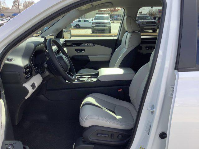 new 2026 Honda Pilot car, priced at $46,445