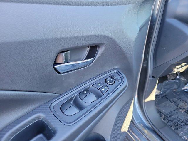 new 2025 Nissan Versa car