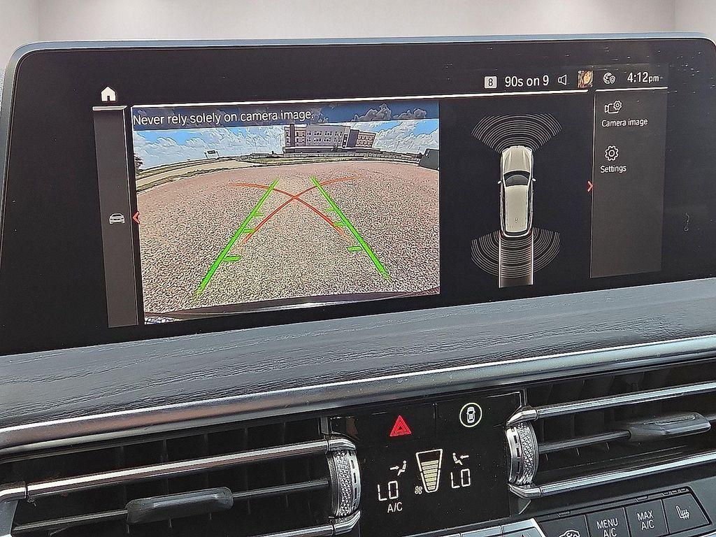 BMW X3 view 25