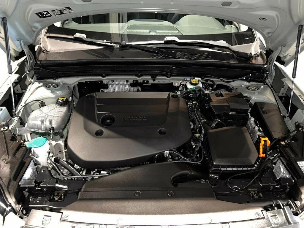 used 2024 Volvo XC40 car, priced at $27,881