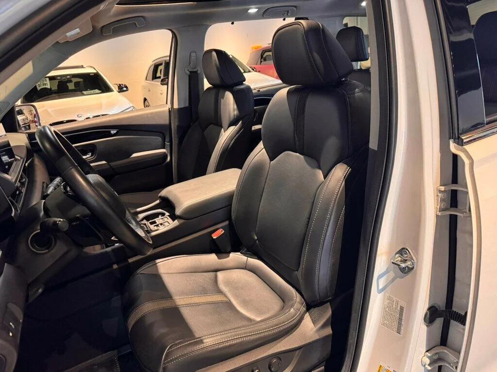 used 2024 Honda Pilot car, priced at $37,881