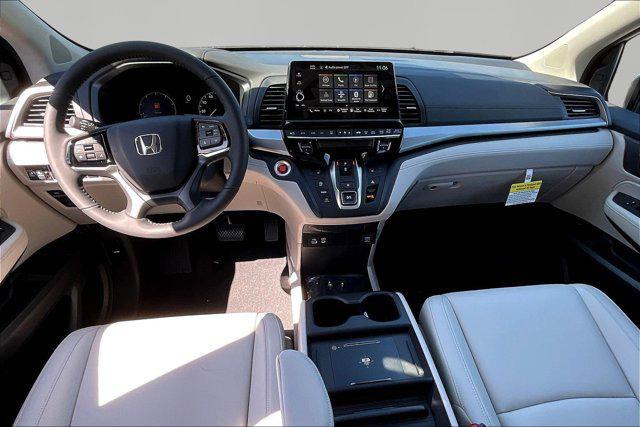 new 2026 Honda Odyssey car, priced at $42,491