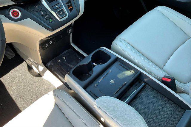 new 2026 Honda Odyssey car, priced at $42,491