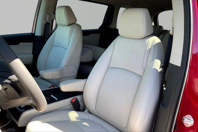 new 2026 Honda Odyssey car, priced at $42,491