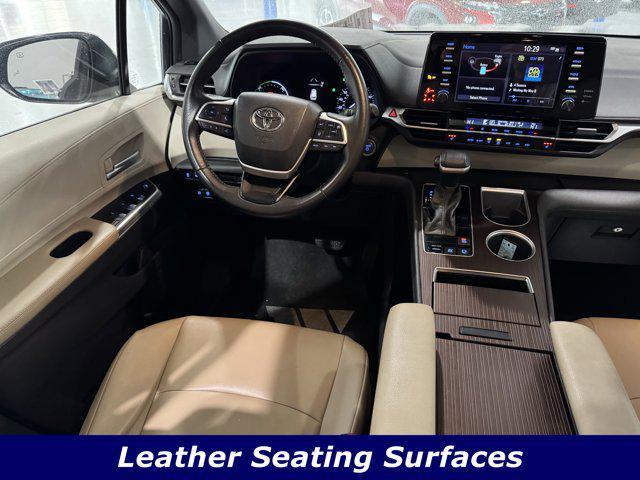 used 2021 Toyota Sienna car, priced at $33,092
