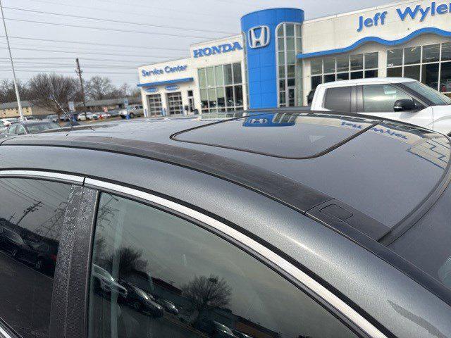 used 2011 Honda CR-V car, priced at $10,600