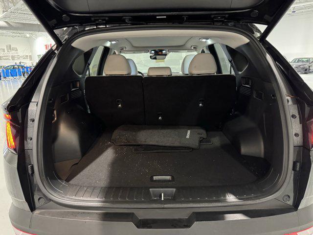 used 2024 Hyundai TUCSON Hybrid car, priced at $21,135