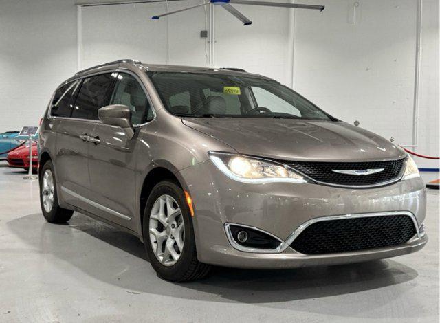 used 2017 Chrysler Pacifica car, priced at $15,054