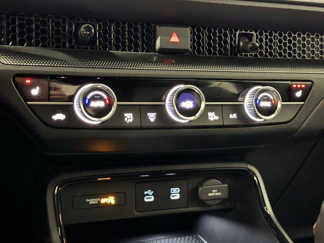 new 2026 Honda CR-V Hybrid car, priced at $38,162