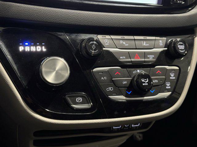 used 2024 Chrysler Pacifica car, priced at $25,591