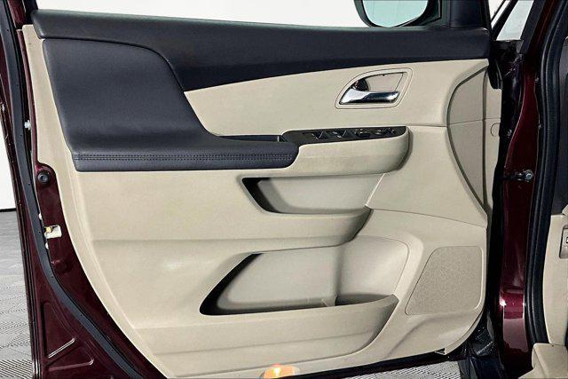 used 2015 Honda Odyssey car, priced at $13,118