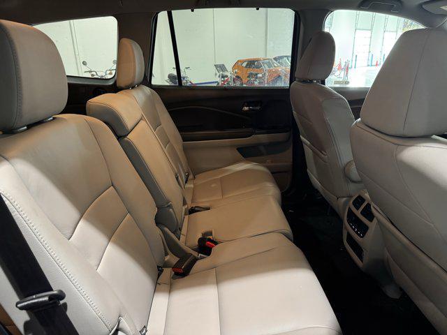 used 2022 Honda Pilot car, priced at $31,782