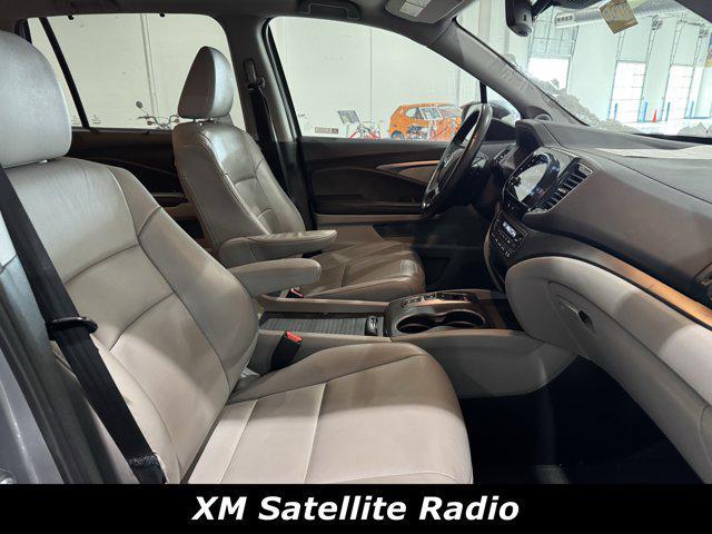 used 2022 Honda Pilot car, priced at $31,782