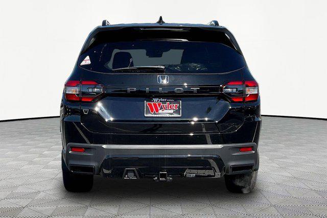 new 2026 Honda Pilot car, priced at $44,033