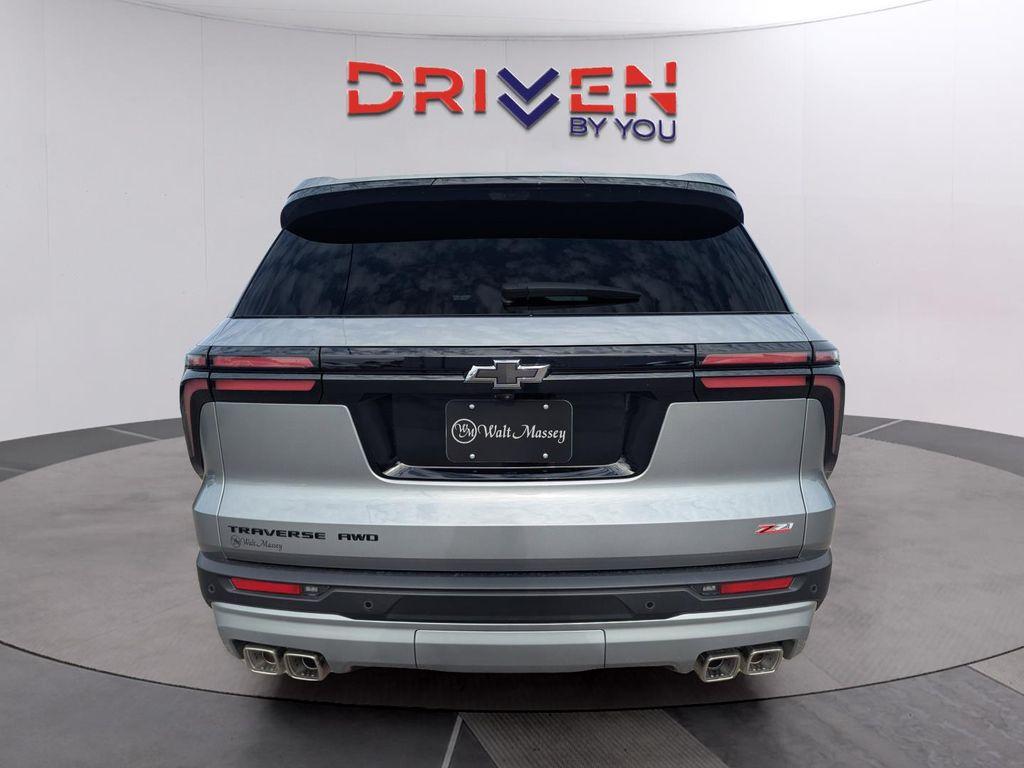 new 2026 Chevrolet Traverse car, priced at $52,611