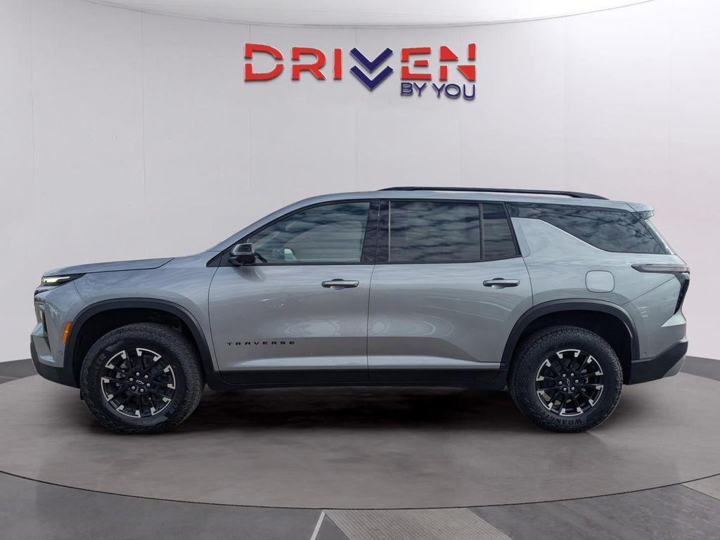 new 2026 Chevrolet Traverse car, priced at $52,611