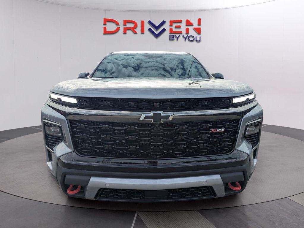 new 2026 Chevrolet Traverse car, priced at $52,611