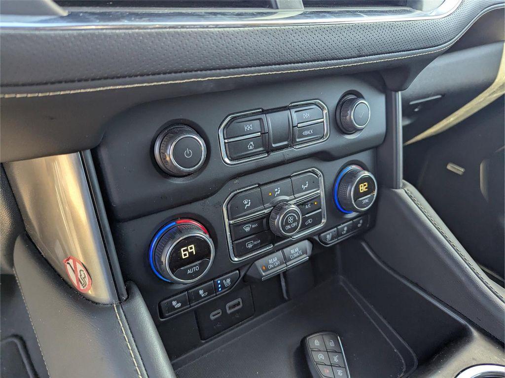 used 2024 Chevrolet Tahoe car, priced at $52,999