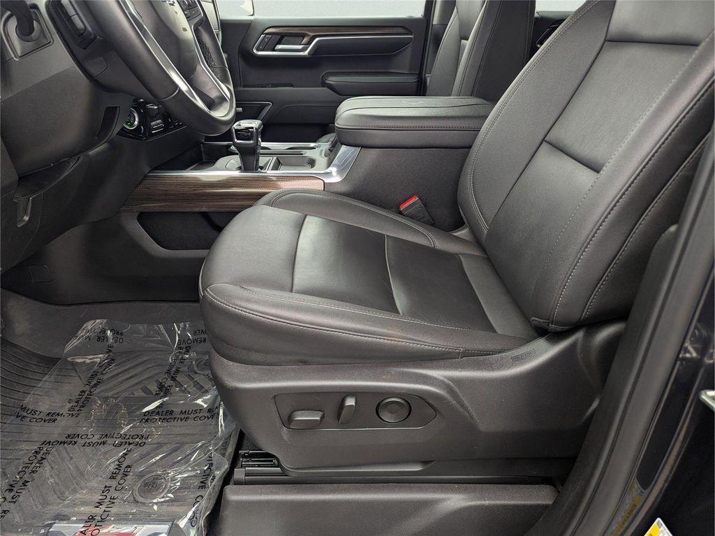 used 2024 Chevrolet Silverado 1500 car, priced at $42,999