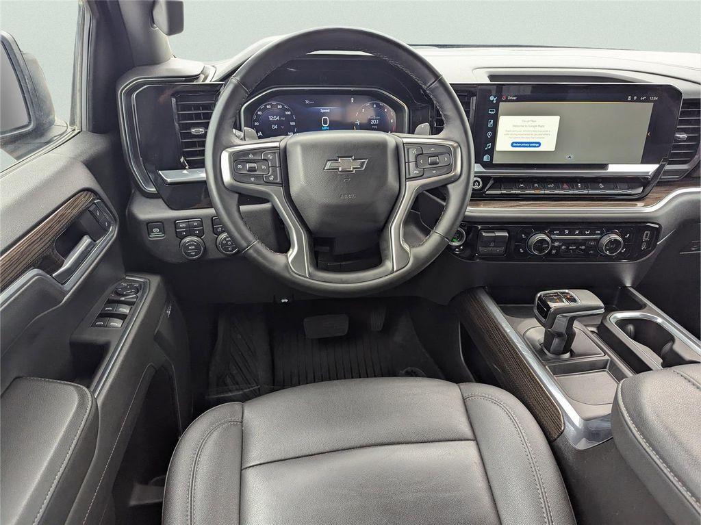 used 2024 Chevrolet Silverado 1500 car, priced at $42,999