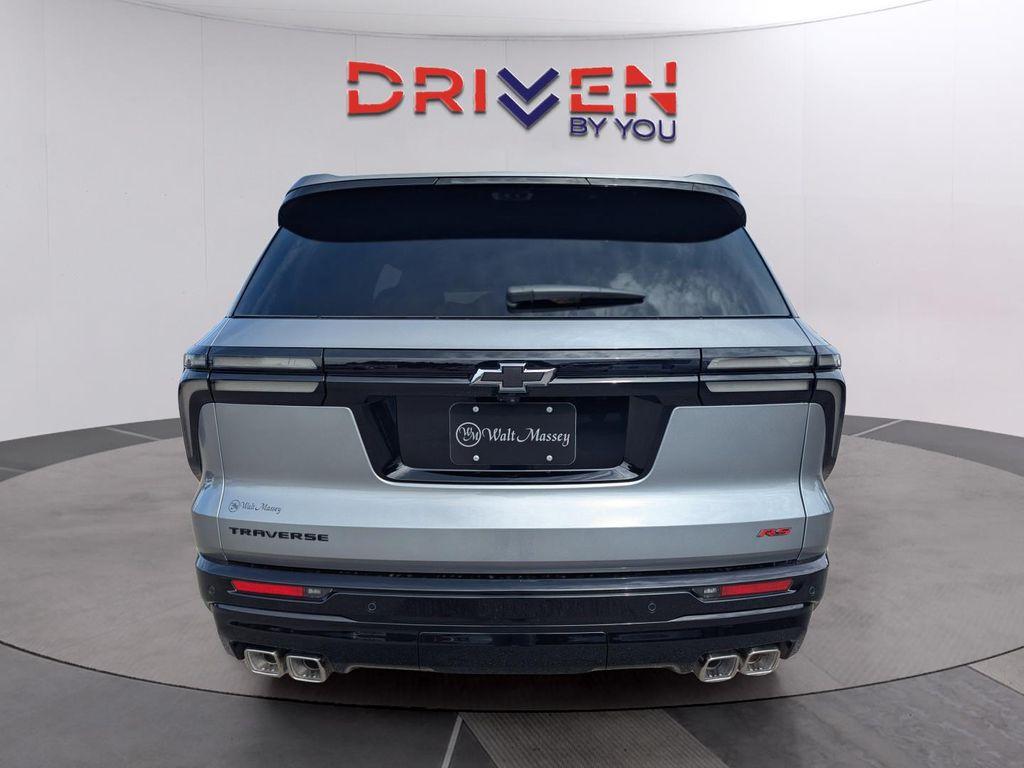 new 2026 Chevrolet Traverse car, priced at $54,933