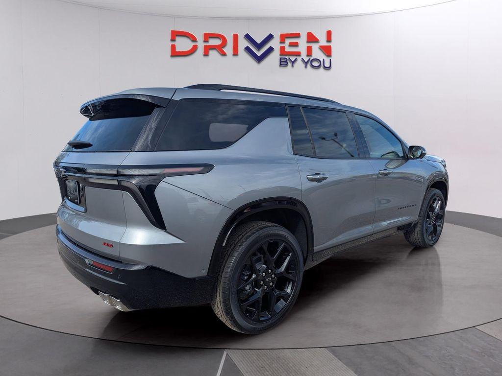 new 2026 Chevrolet Traverse car, priced at $54,933