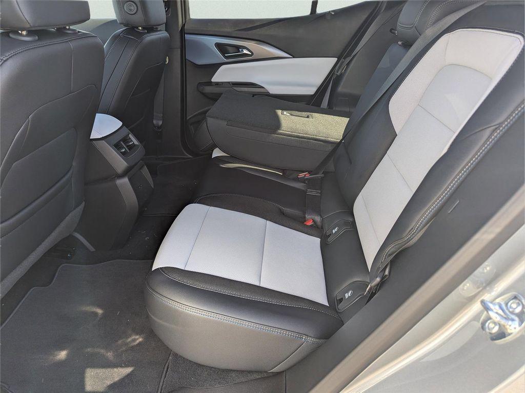 new 2025 Chevrolet Equinox EV car, priced at $41,647