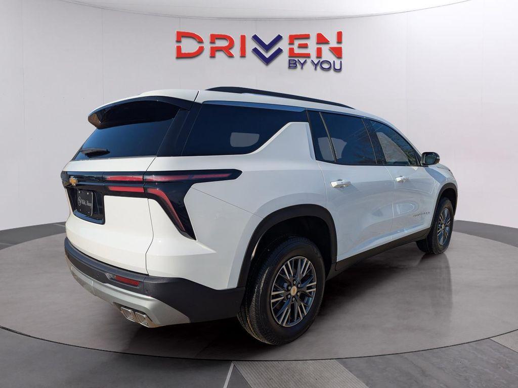 new 2026 Chevrolet Traverse car, priced at $40,768