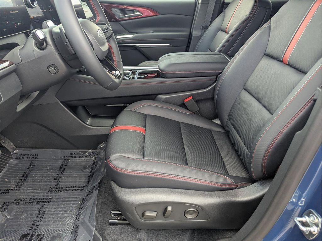 new 2026 Chevrolet Traverse car, priced at $54,933