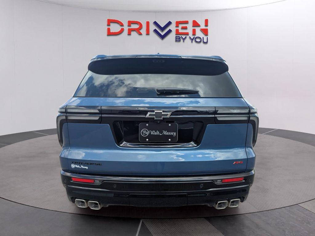 new 2026 Chevrolet Traverse car, priced at $54,933