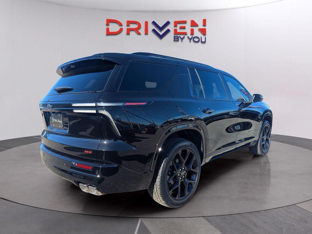 new 2026 Chevrolet Traverse car, priced at $55,383