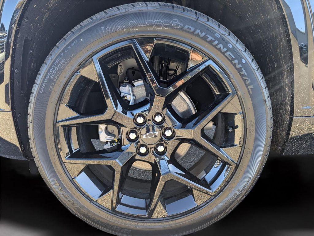 new 2026 Chevrolet Traverse car, priced at $55,383