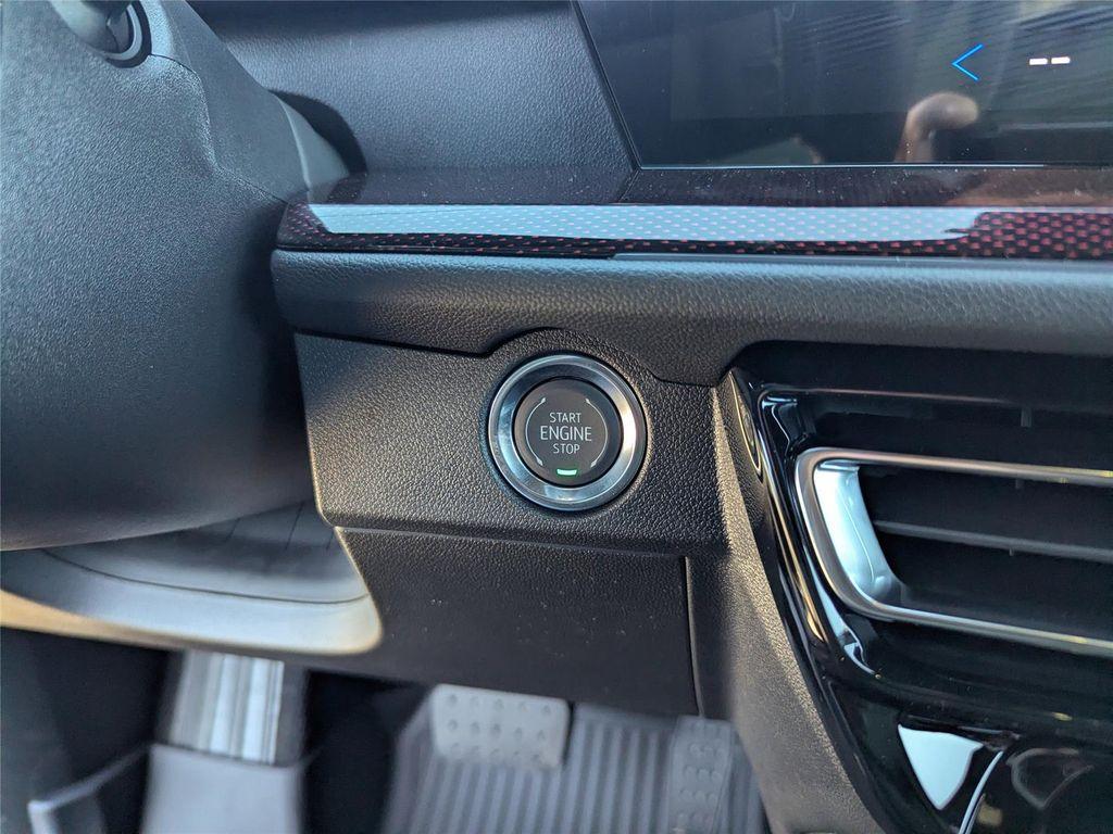 new 2026 Chevrolet Traverse car, priced at $55,383