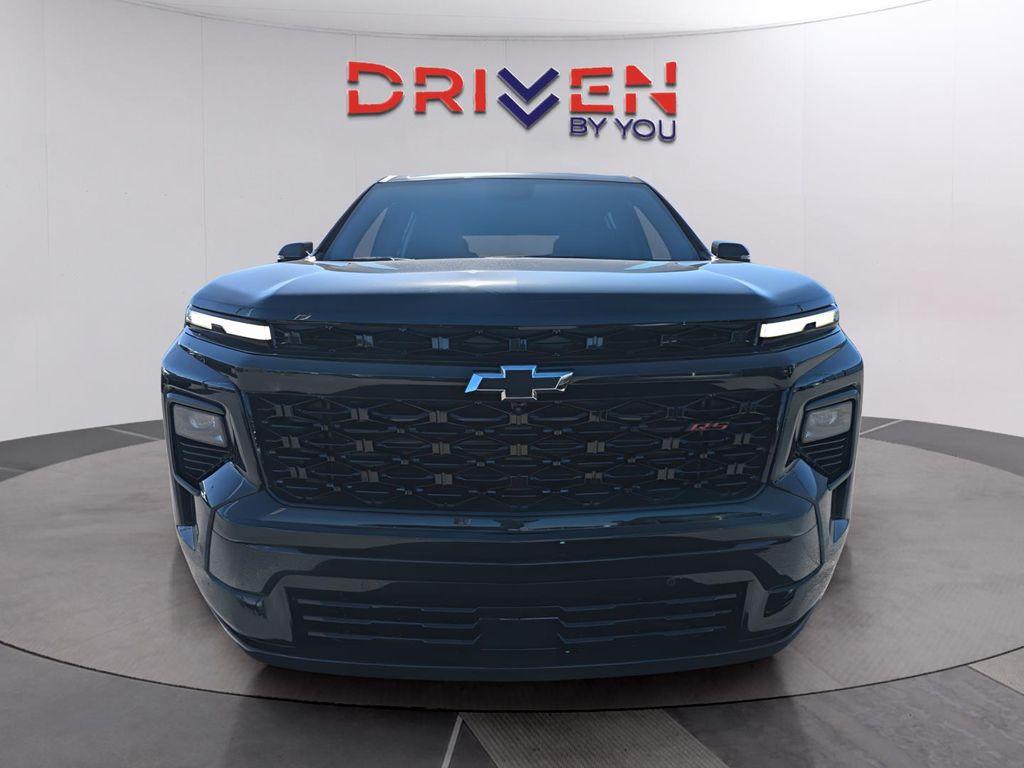 new 2026 Chevrolet Traverse car, priced at $55,383