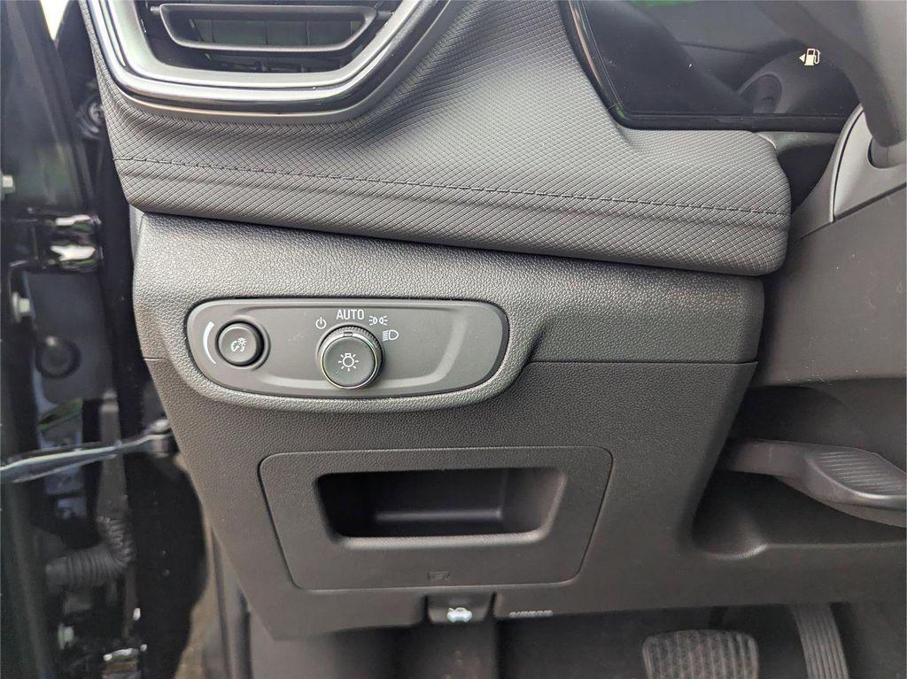 new 2026 Chevrolet TrailBlazer car, priced at $27,514