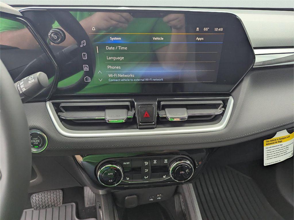 new 2026 Chevrolet TrailBlazer car, priced at $27,514