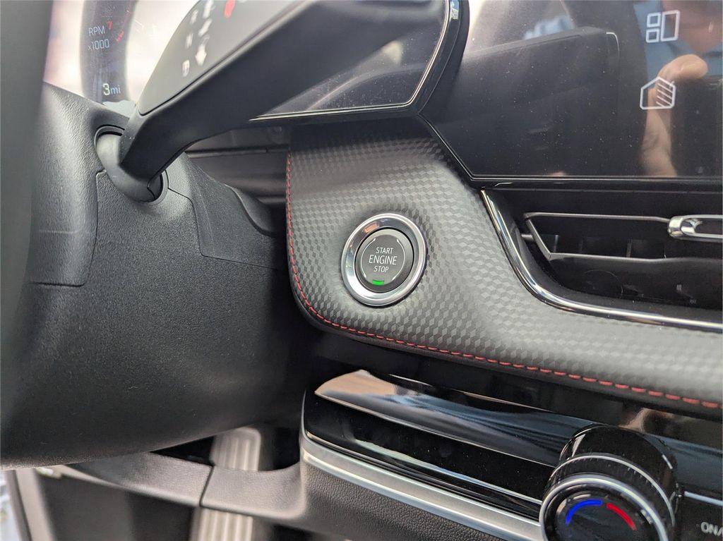 new 2026 Chevrolet Equinox car, priced at $33,933